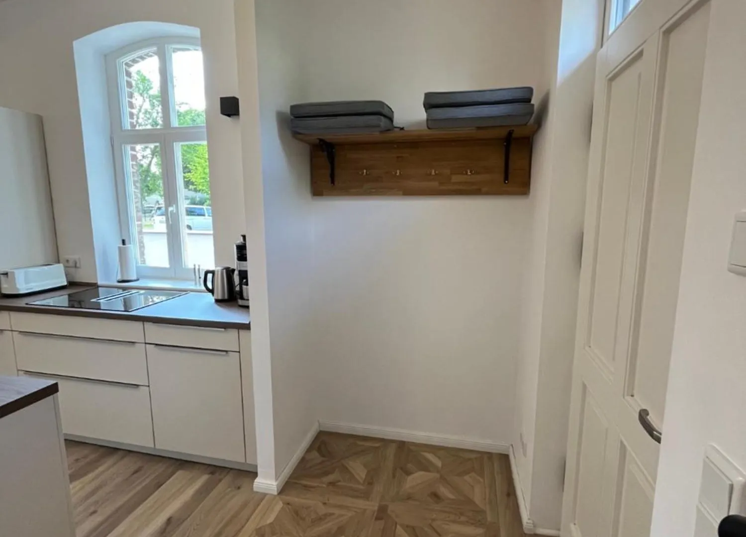 Remise 23A - 2Schlafzimmer Unterkunft Fuer 4-Koepfige Familie Schoenefeld
