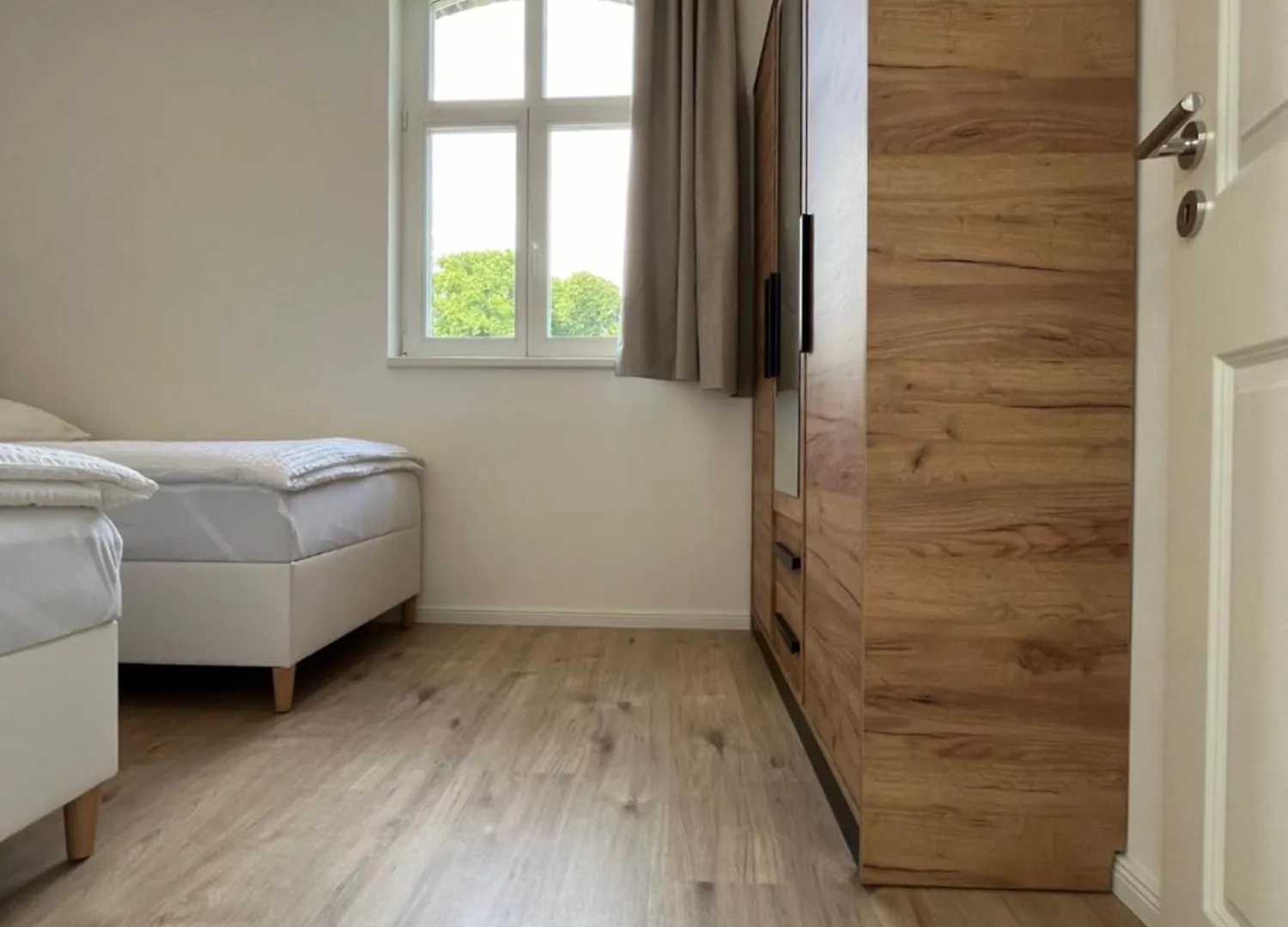 Apartment Remise 23A - 2Schlafzimmer Unterkunft Fuer 4-Koepfige Familie Schoenefeld Germany
